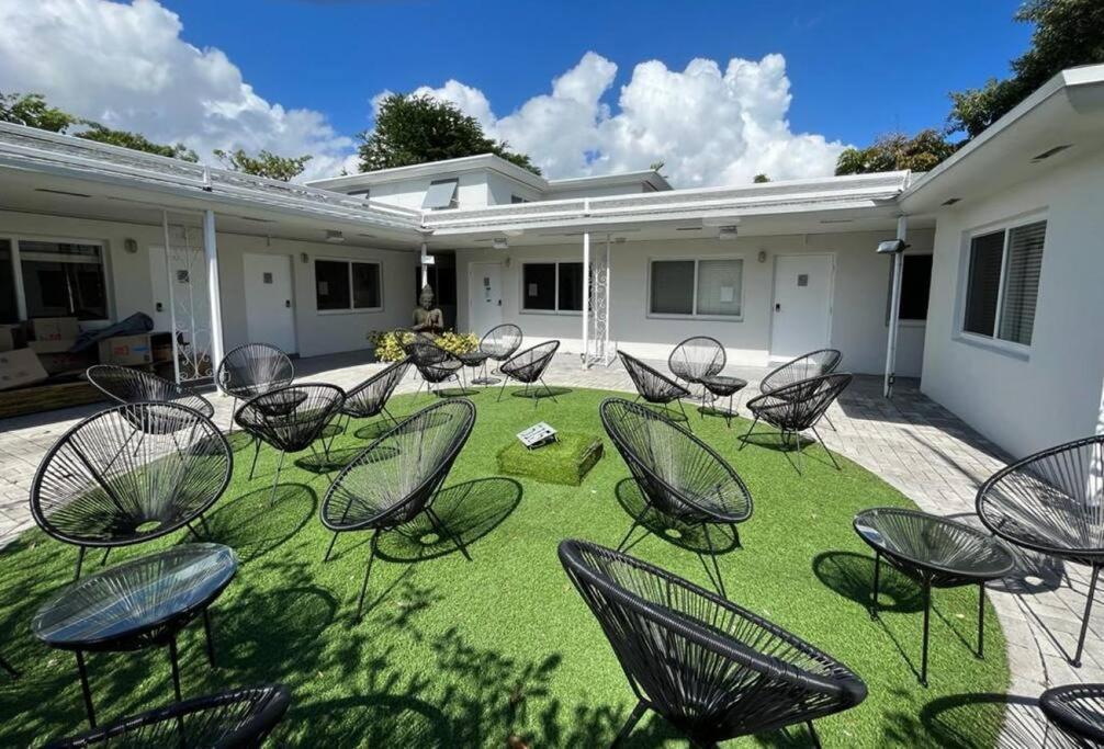 Awesome Studio 15 Min From The Beach Appartement Miami Buitenkant foto